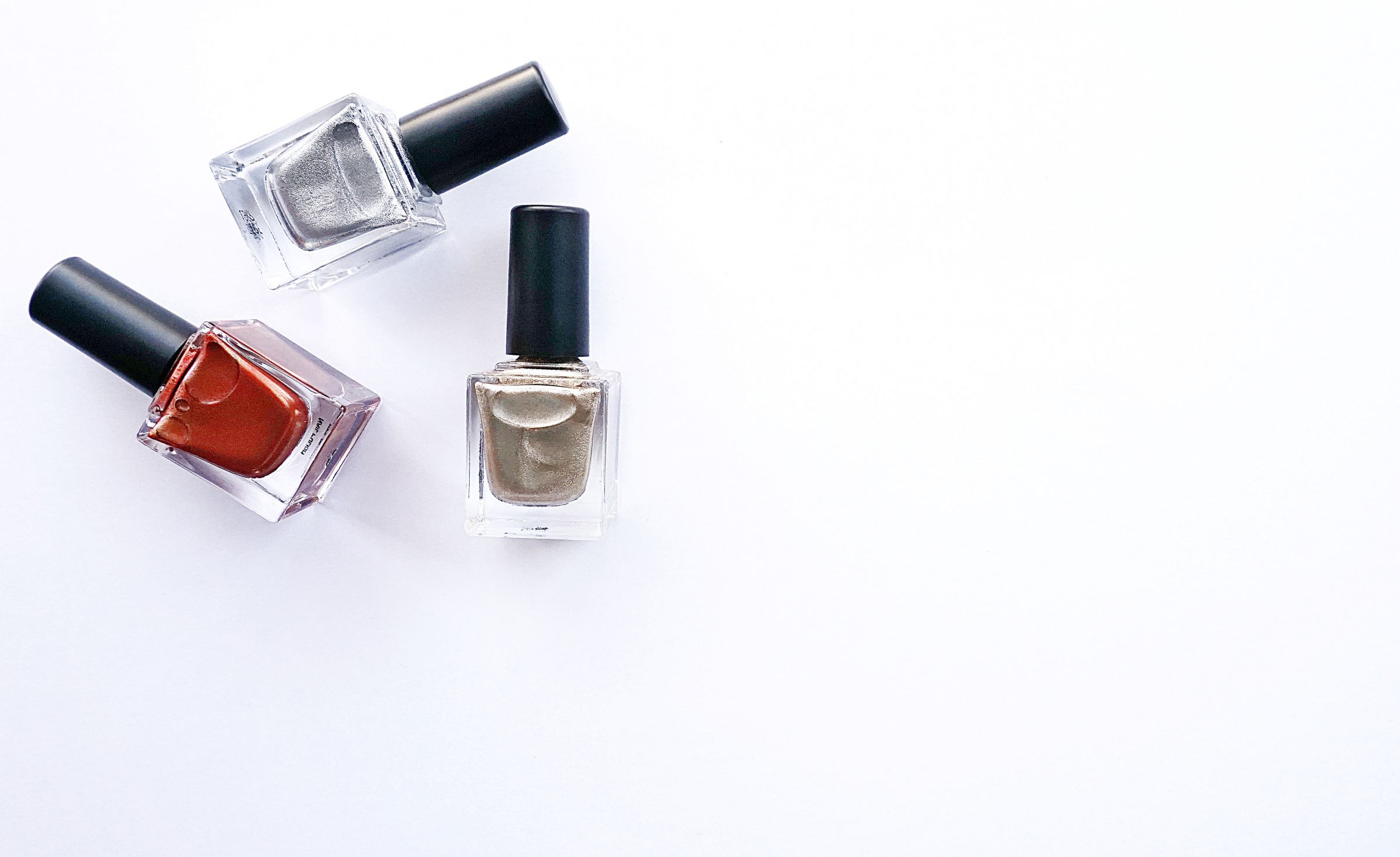 Inside Acme Nails